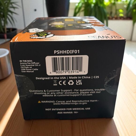 NEW Peanuts Halloween Haunted House Aroma Fan Diffuser - Picture 6 of 6